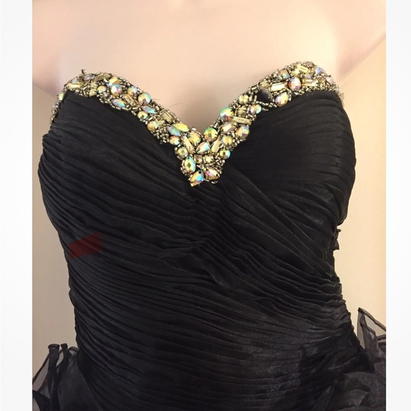 Fiesta Dress Size M - Picture 3 of 10